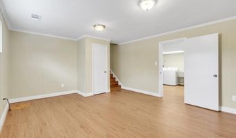 664 GREENBRIER St, Arlington, VA 22204