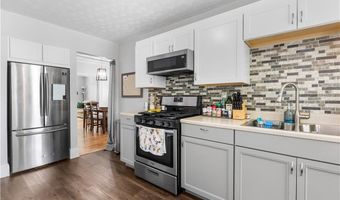 38 Vine St, East Providence, RI 02914
