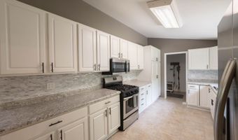 125 Cheri Ln, Antioch, IL 60002