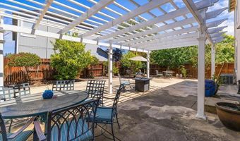 1336 Funston Dr, Santa Rosa, CA 95407