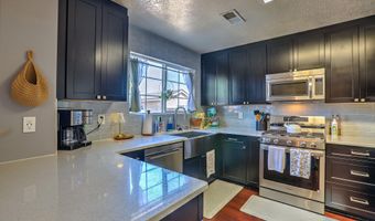 8305 CASA GRIS Ct NW, Albuquerque, NM 87120