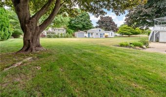 28 Eveready Ave, Bristol, RI 02809