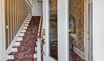 116 E Main St, Abingdon, VA 24210
