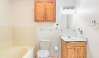 626 Home Xing, Adkins, TX 78101