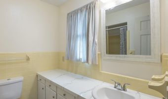 560 Edisto Dr, Batesburg, SC 29006