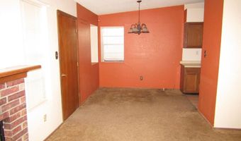 1604 W Bullock Ave, Artesia, NM 88210