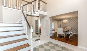 1 Princess Pine Rd, Lincoln, RI 02865