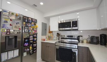 20301 W Country Club Dr 930, Aventura, FL 33180