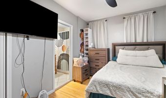 313 AVENUE C 4, Bayonne, NJ 07002