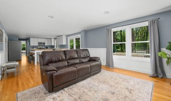 284 Bragg's Ln, Barnstable, MA 02630