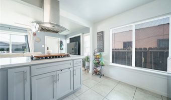 8217 Towne Ave, Los Angeles, CA 90003