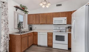 9815 W CAMELIA Dr, Arizona City, AZ 85123