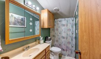 10714 284th Dr, Arkansas City, KS 67005