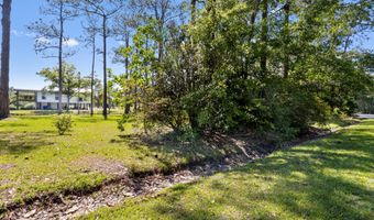 10091 River Dr, Bay St. Louis, MS 39520