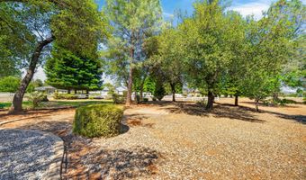 16550 Bamboo Ct, Anderson, CA 96007