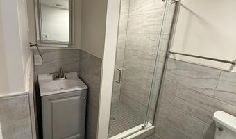 425 KENNEDY St NE, Washington, DC 20011