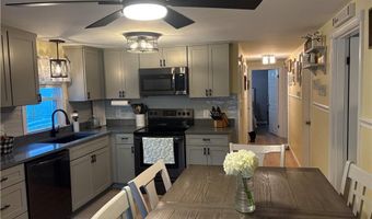 11 Glen St, North Providence, RI 02911