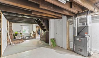 594 E Harrod Rd, Austin, IN 47102