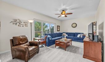 1820 Crofton Dr, Algonquin, IL 60102