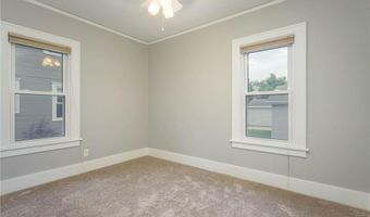 1007 Douglas St, Alexandria, MN 56308