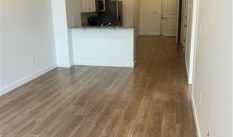 29 Burgess Pkwy 203, East Providence, RI 02914