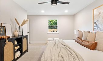402 SW 11th St, Bentonville, AR 72712