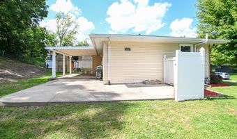 508 Rosemary Ln, Anamosa, IA 52205