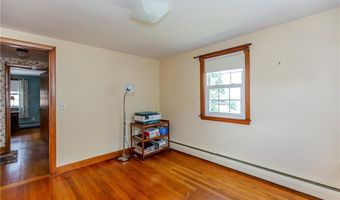 19 Longue Vue Ave, North Providence, RI 02904