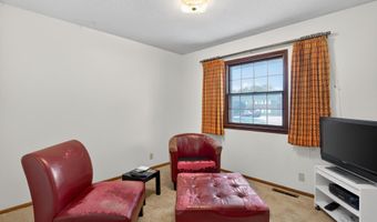 1814 Duff Ave, Ames, IA 50010