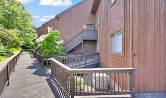 2 Port Royal Dr 4, Alloway, NJ 07462