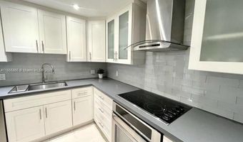 9721 E Bay Harbor Dr 4D, Bay Harbor Islands, FL 33154