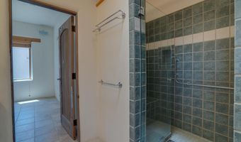 135 Los Rios Rd, Arroyo Hondo, NM 87513