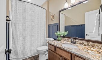 16 Enchanted Oak Ln, Alexander, NC 28701