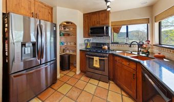 9060 Yucca Hills Rd, Agua Dulce, CA 91390