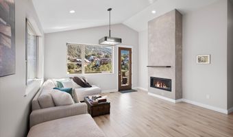 377 Pinyon Mesa Dr, Glenwood Springs, CO 81601