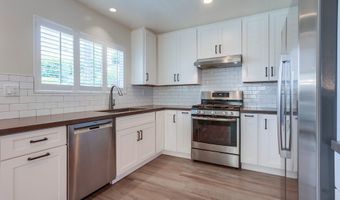 7411 Brava St, Carlsbad, CA 92009