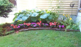 951 Dana Rd, Barre, MA 01005