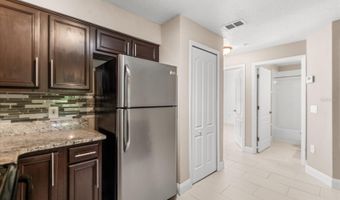 676 SANDY NECK Ln 102, Altamonte Springs, FL 32714