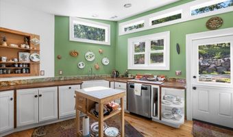 2700 E Main St, Ashland, OR 97520