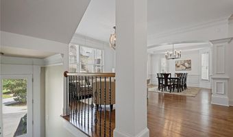 7989 Magnolia Sq, Atlanta, GA 30350
