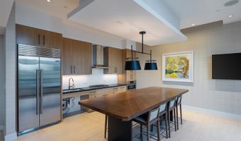 629 Keeaumoku St 2210, Honolulu, HI 96814