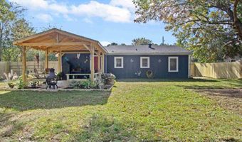 507 E Pine St, Atmore, AL 36502