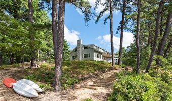 21 Fairview Ave, Hopkinton, RI 02832