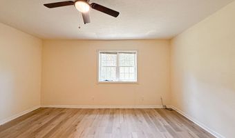 5703 Old River Rd, Baker, FL 32531