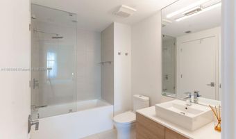10201 E Bay Harbor Dr 304, Bay Harbor Islands, FL 33154