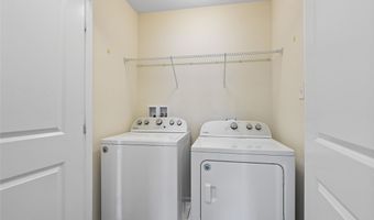 1004 Pointe View Dr, Adams Twp., PA 16046