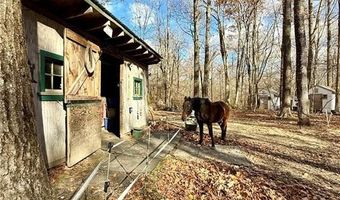 550 Twin Brook Ln, Coventry, RI 02816