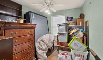 2607 E 8th St, Anderson, IN 46012