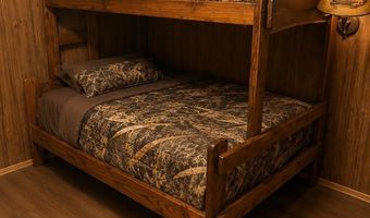 70 Green Head Ln, Altheimer, AR 72004
