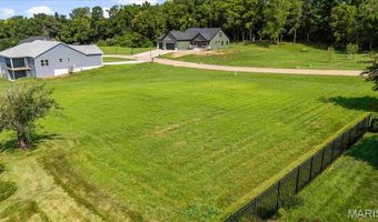 118 Woodland Hills Dr, Alton, IL 62002